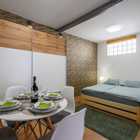 Hotel Koevirozsa Pihenohaz Demjén Esterno foto